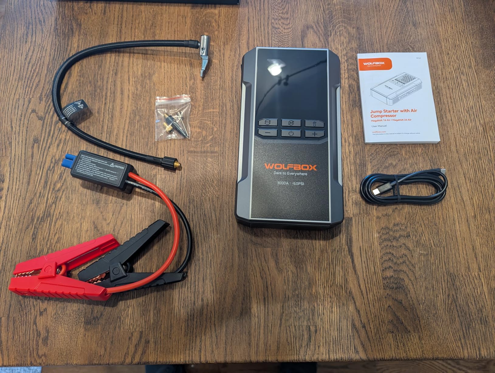 WOLFBOX MV16A clamps connected and engine starting